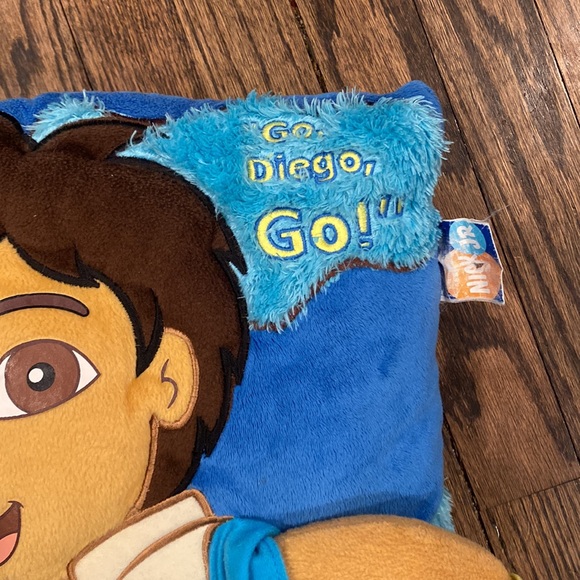 Go Diego Go Stuffed Pillow Plush Nickelodeon kids. Fun removable compass- NICE - Picture 2 of 6